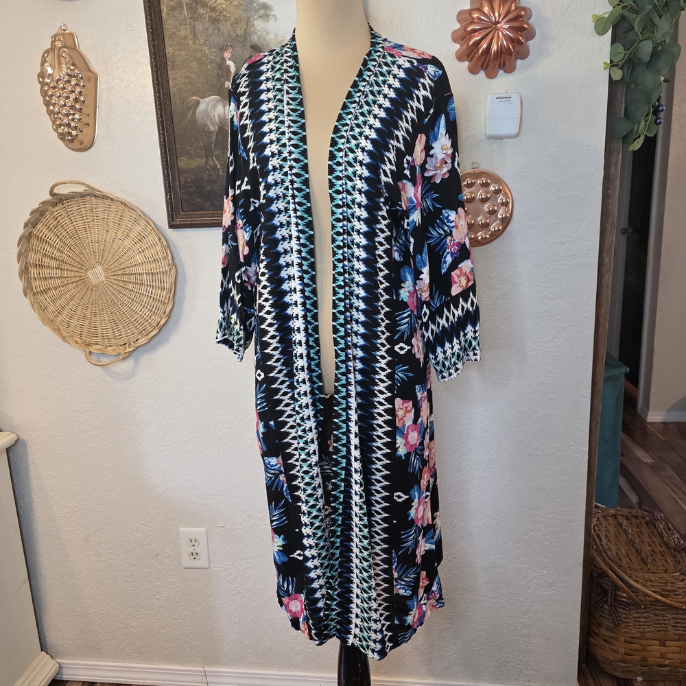 Do Everything in Love Anthropologie Floral Tropical Kimono Swim Cover-Up